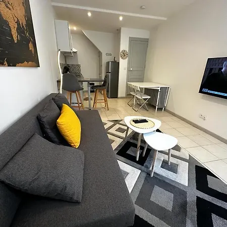Le Saint Maixent, Maison De Ville, Baby Foot, Wifi Exterior photo