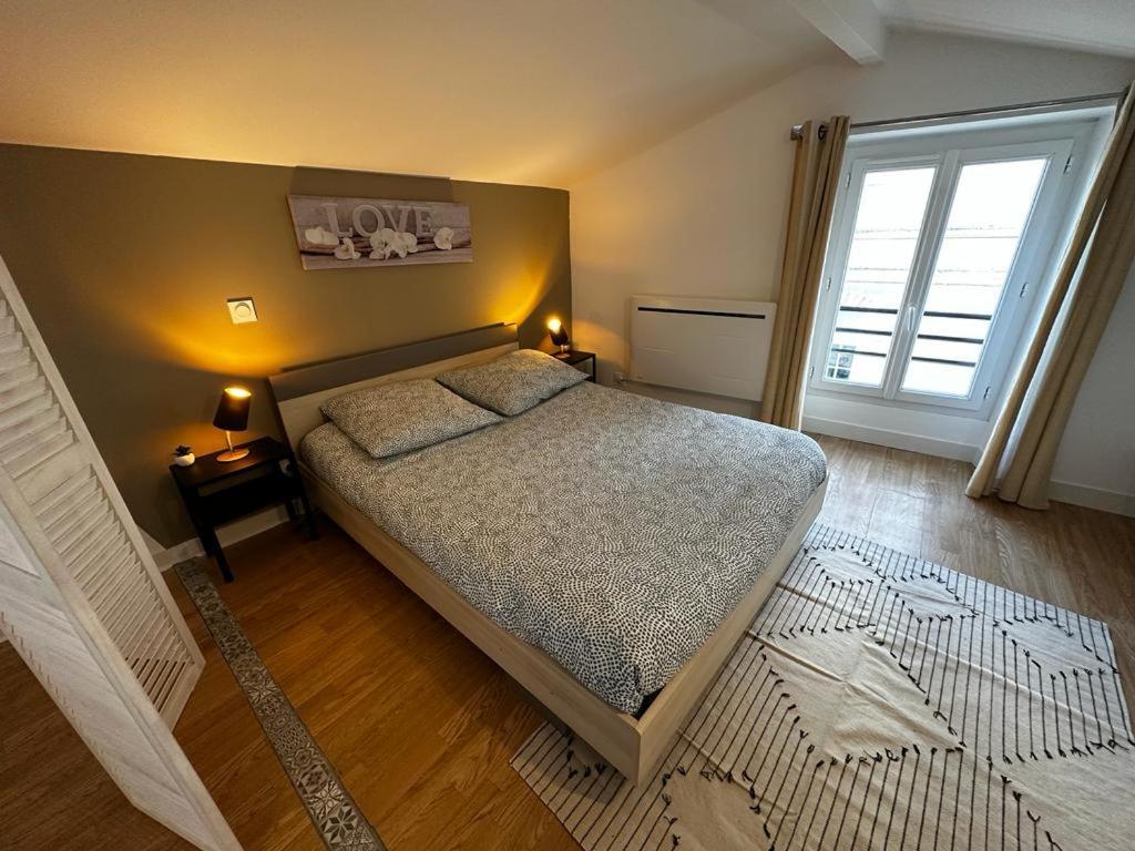 Le Maixent, Maison De Ville, Baby Foot, Wifi