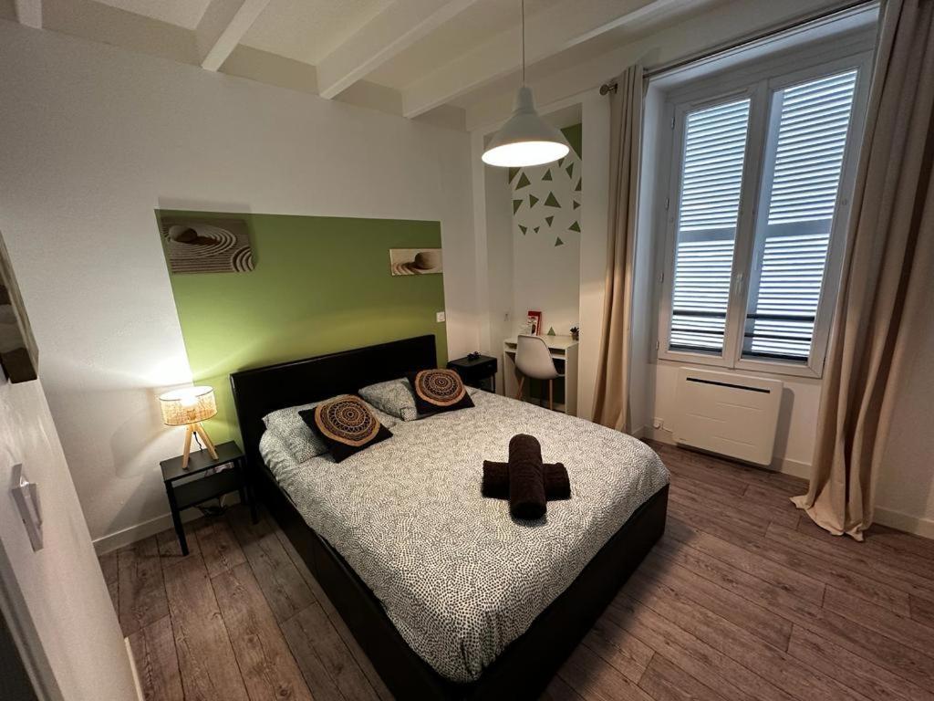 Le Maixent, Maison De Ville, Baby Foot, Wifi Apartment Saint-Maixent-lʼÉcole