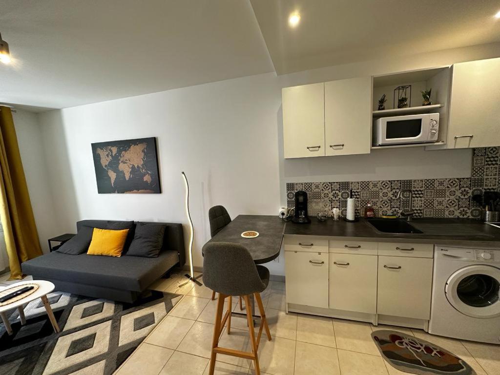Apartment Le Maixent, Maison De Ville, Baby Foot, Wifi Saint-Maixent-lʼÉcole