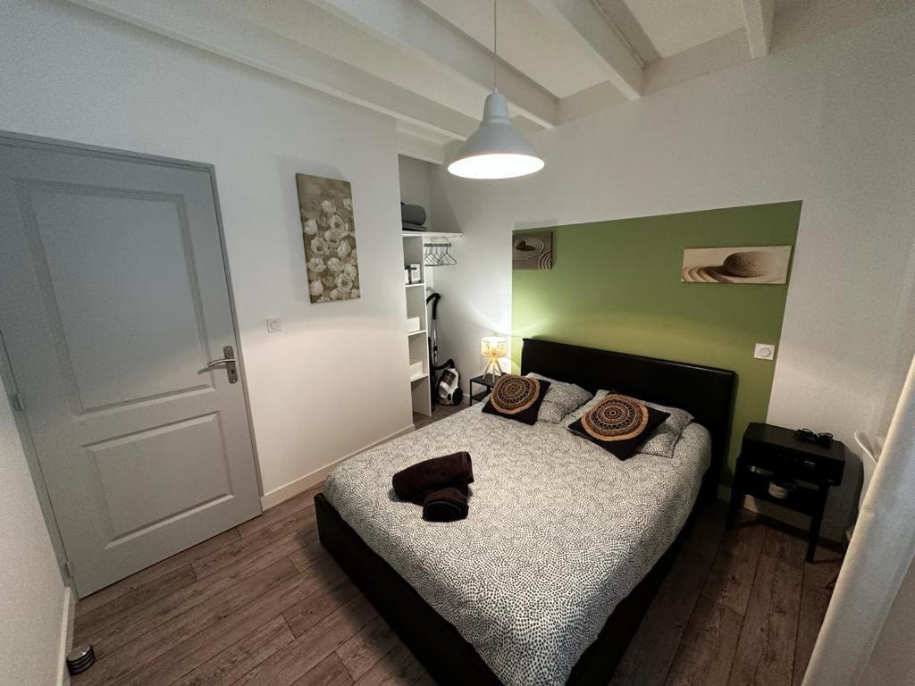 Le Maixent, Maison De Ville, Baby Foot, Wifi Apartment Saint-Maixent-lʼÉcole
