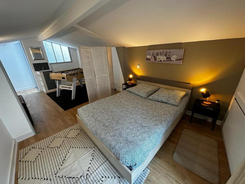 Le Maixent, Maison De Ville, Baby Foot, Wifi