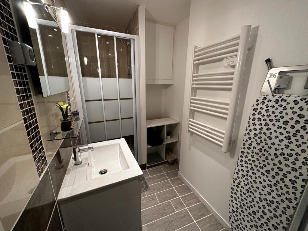 Apartment Le Maixent, Maison De Ville, Baby Foot, Wifi
